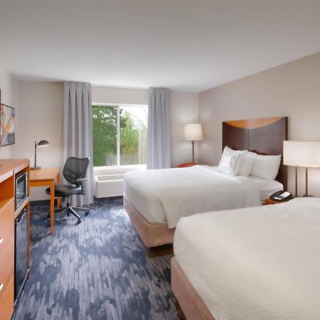 Fairfield Inn & Suites Seattle Bellevue/Redmond Bagian luar foto