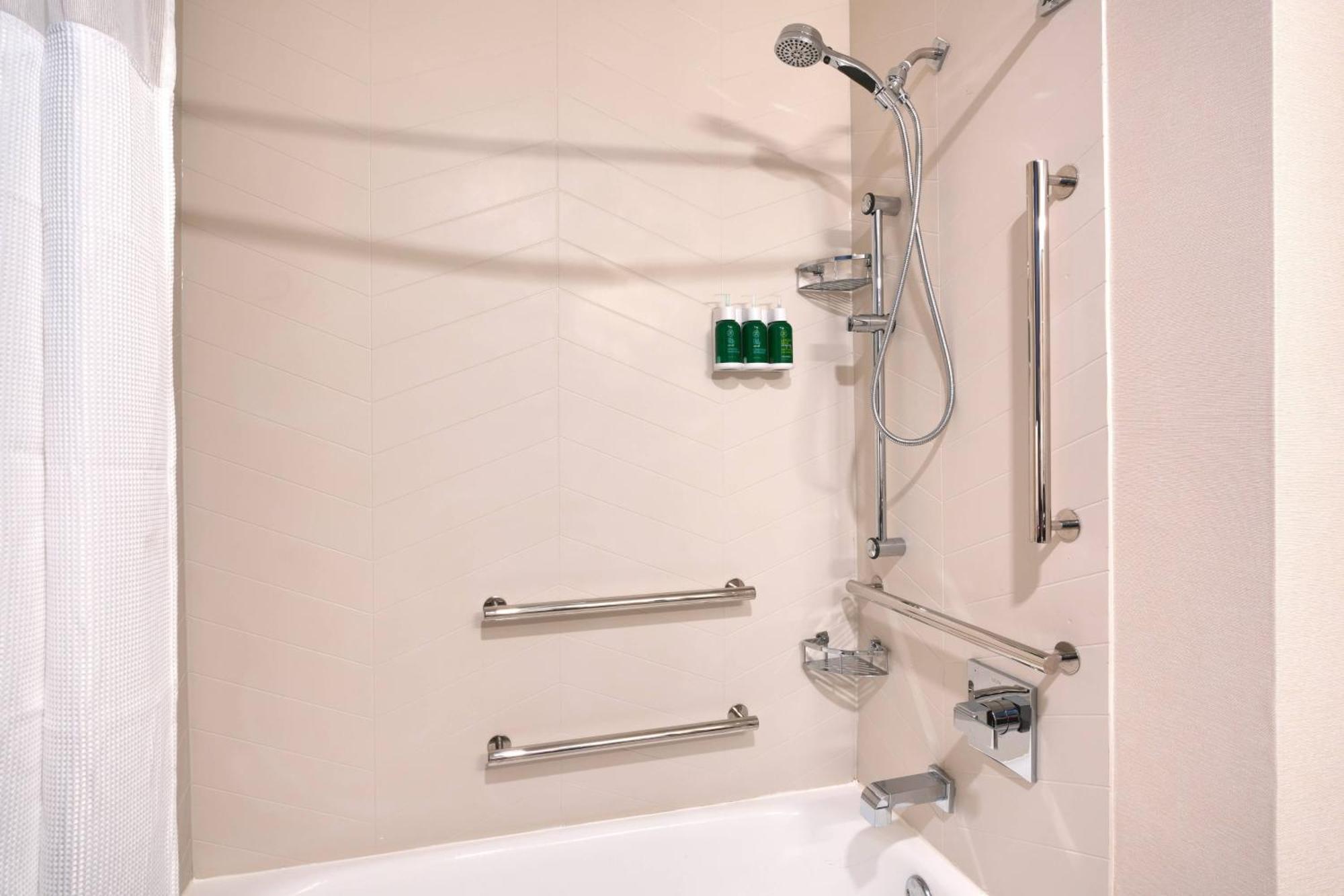 Fairfield Inn & Suites Seattle Bellevue/Redmond Bagian luar foto