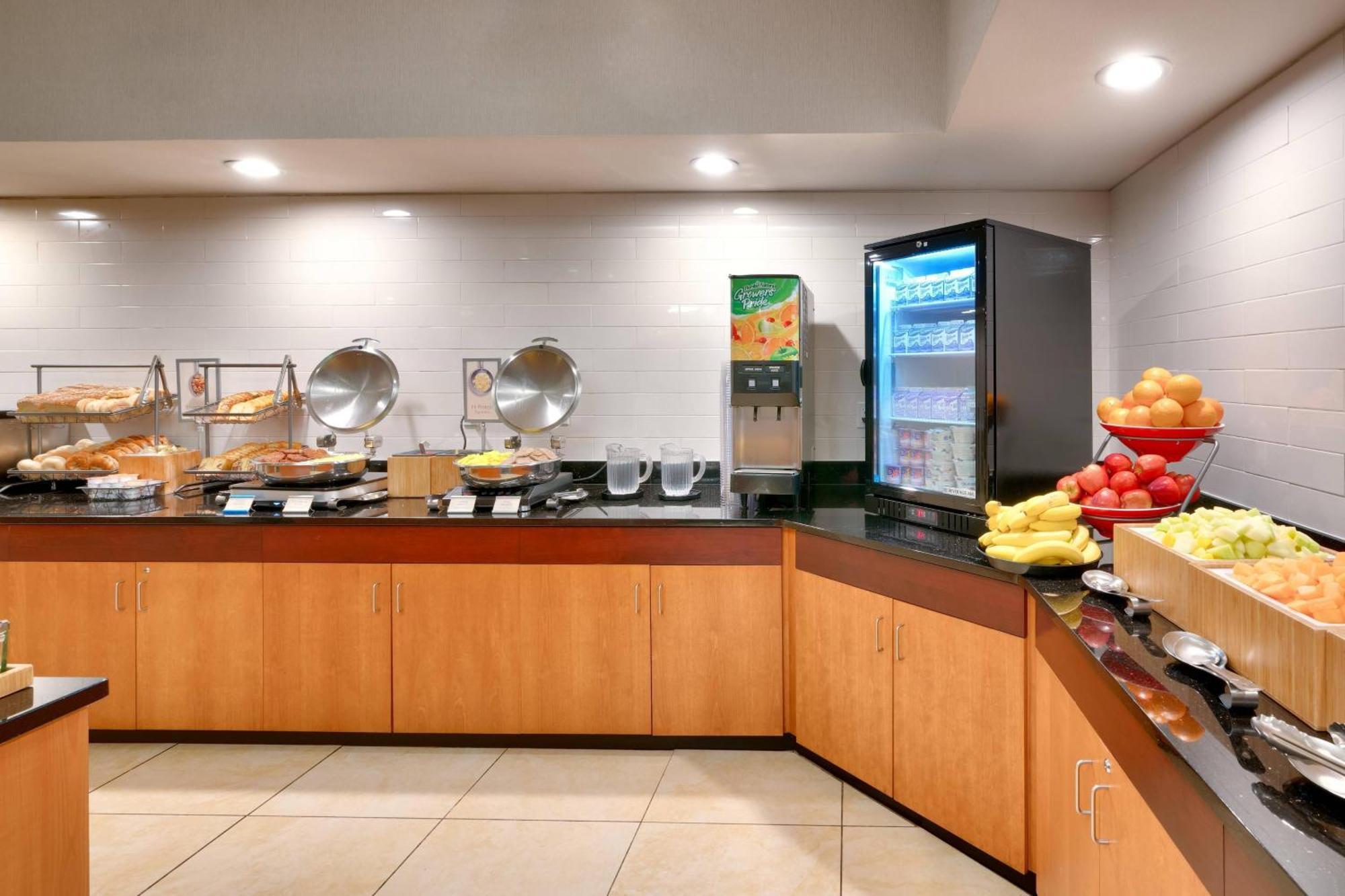Fairfield Inn & Suites Seattle Bellevue/Redmond Bagian luar foto