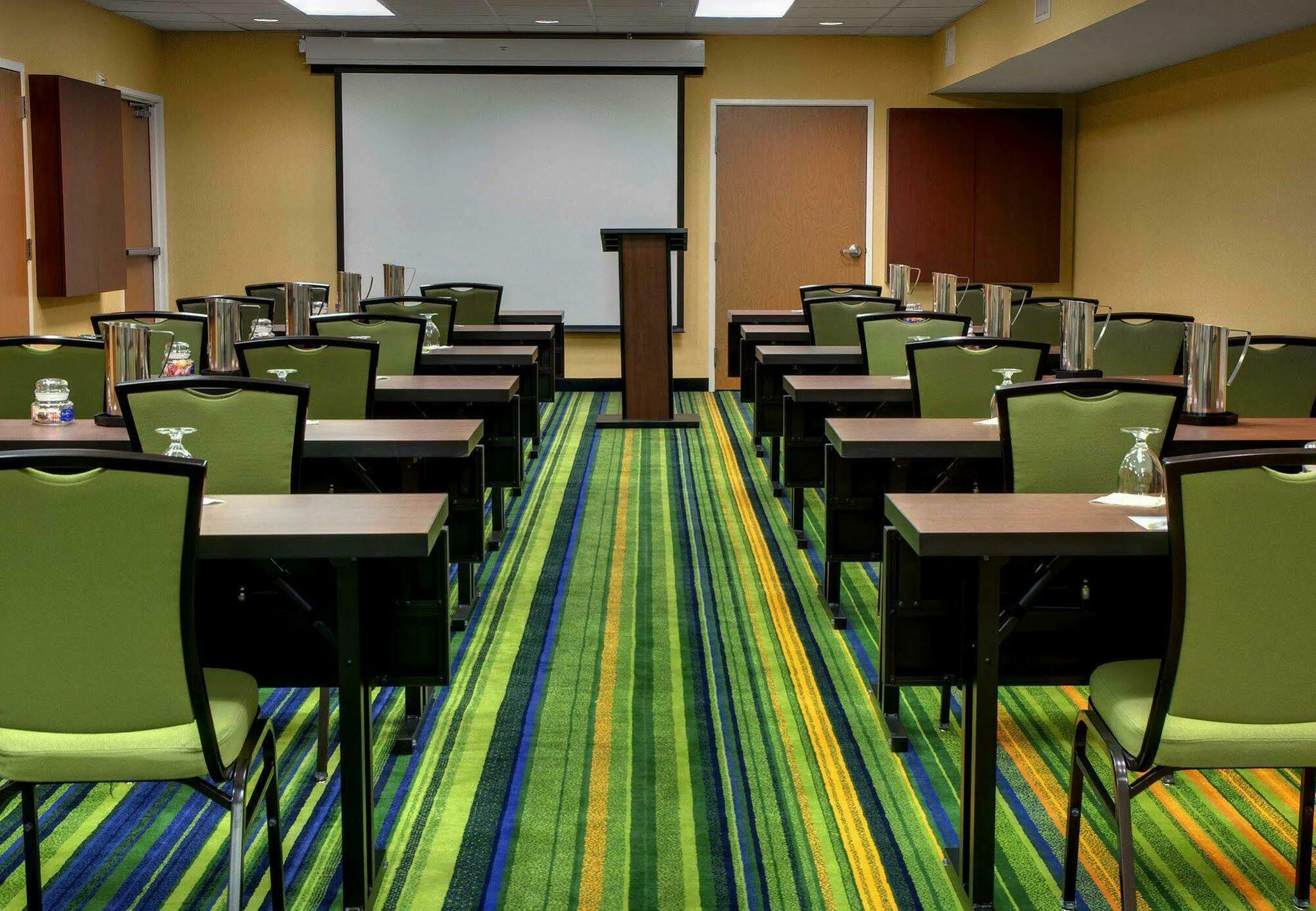 Fairfield Inn & Suites Seattle Bellevue/Redmond Bagian luar foto